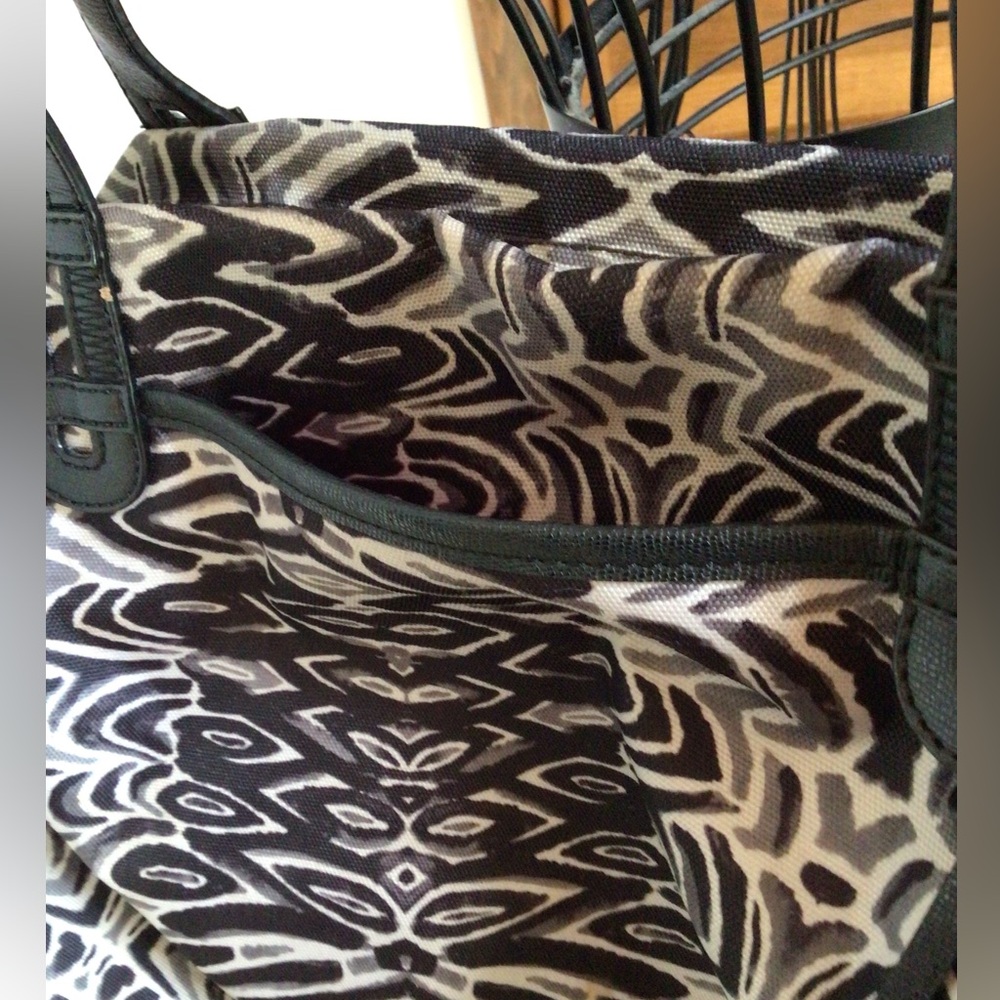 Stella & Dot Purse - Picture 5 of 11